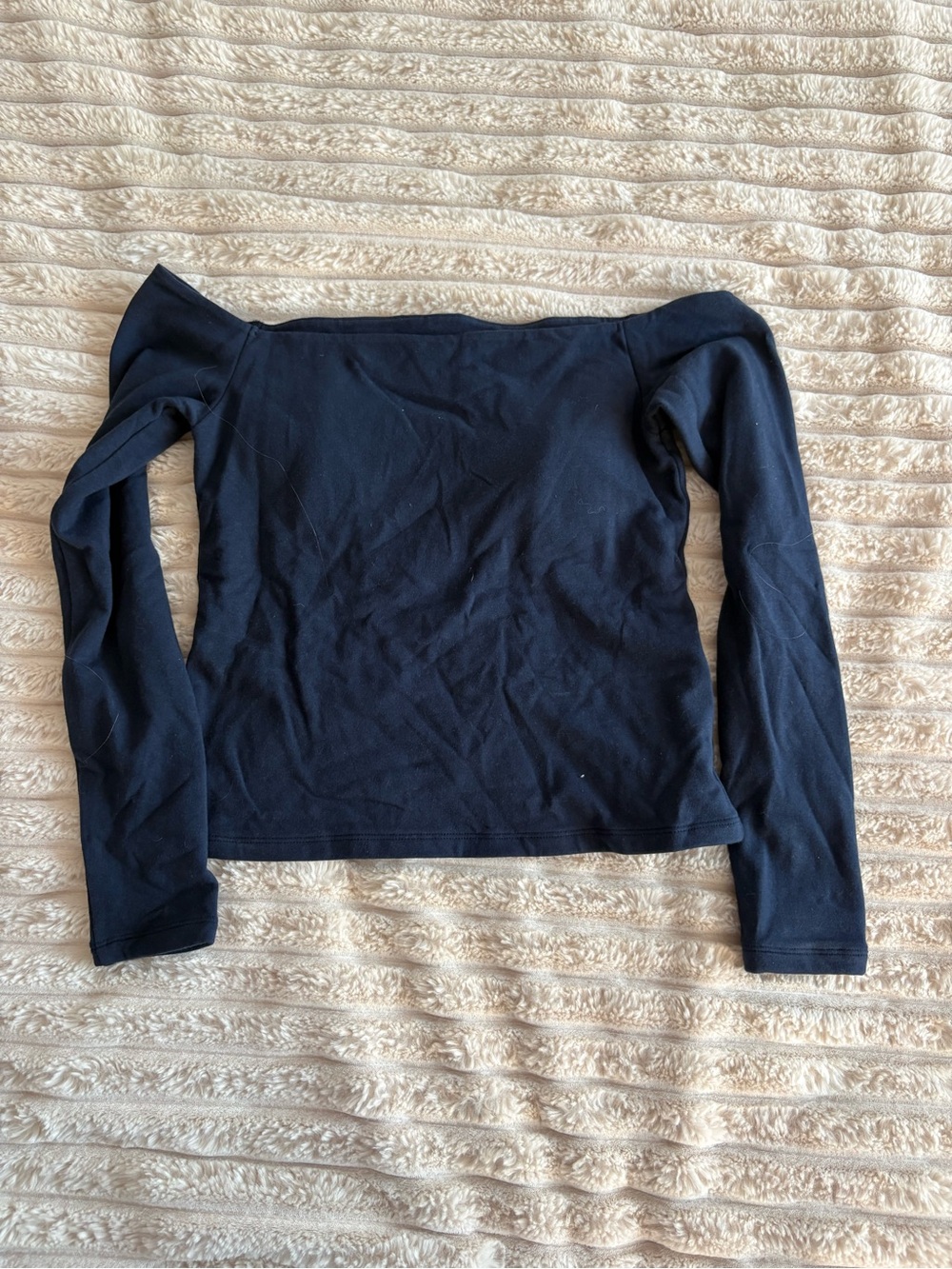Abercrombie & Fitch Navy Off-the-Shoulder Long Sleeve Bra Free Top